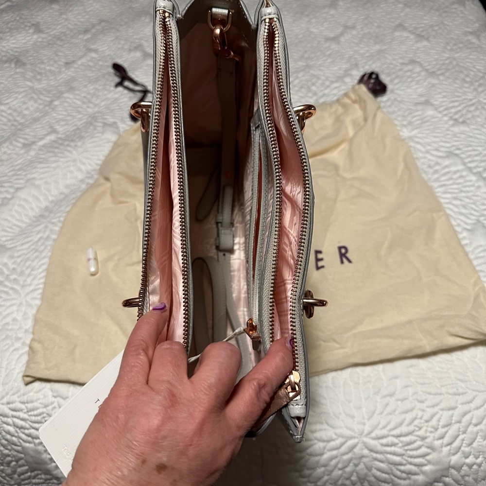 Bag - Picture 3 of 5